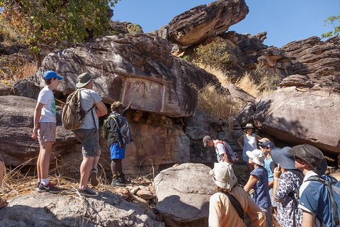 Arnhem Land Injalak Hill Full-Day Tour From Darwin - Whitsundays Accommodation 10