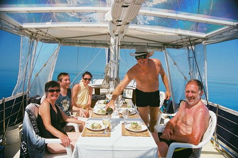 Great Barrier Reef Private Expedition Cruise (min 4 Day Max 8 Guests) - Whitsundays Accommodation 3