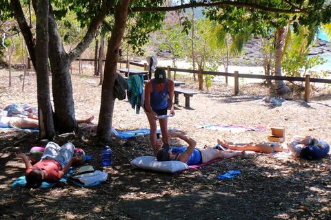 Small-Group Queensland Full-Day Sail Retreat Experience - Whitsundays Accommodation 1