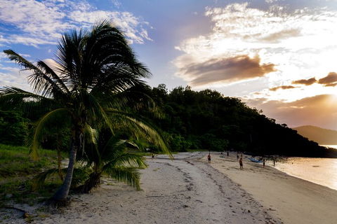 Small-Group Queensland Full-Day Sail Retreat Experience - Whitsundays Accommodation 0