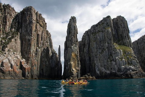Tasman Peninsula Full Day Kayaking Tour - Whitsundays Accommodation 7