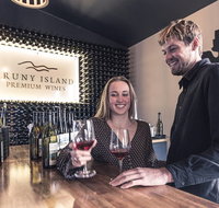 Bruny Island Overnight Explorer and boutique accommodation for two - Whitsundays Accommodation