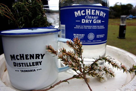 Full Day Tour Hobart: Port Arthur McHenry Gins Bangor Vineyard Wines + Oysters - Whitsundays Accommodation 3