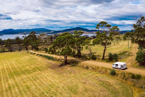 Boutique Gin Tour - Whitsundays Accommodation 8