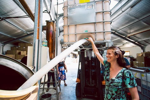 Tasmanian Whisky Distillery Tour - Whitsundays Accommodation 5