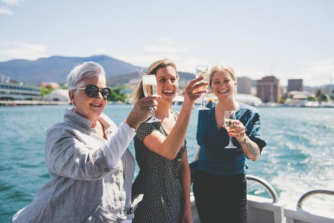 Deep-to-Dish: Tasmanian Seafood Experience - Morning Tour - Whitsundays Accommodation 3