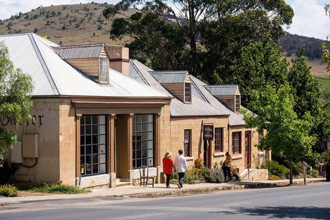 Cruise Ship Special From Hobart: Richmond And Bonorong Wildlife Park Shuttle - Whitsundays Accommodation 1