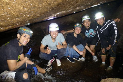 Adventure Caving - Whitsundays Accommodation 1