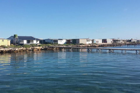 Abrolhos Islands 4 Day Fishing Charter - Whitsundays Accommodation 9