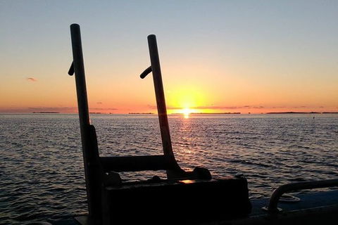 Sunset Geraldton Harbour Cruise - Whitsundays Accommodation 2