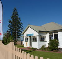 Hastings Fine Art Gallery - Whitsundays Accommodation