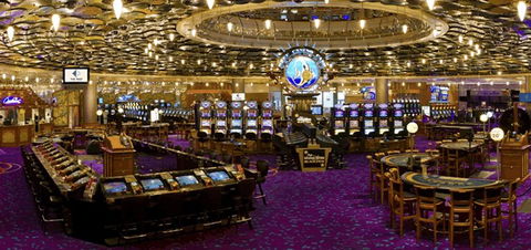 The Reef Hotel Casino - Whitsundays Accommodation 3