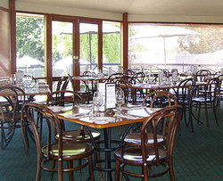 Oakbank Hotel - Whitsundays Accommodation 1