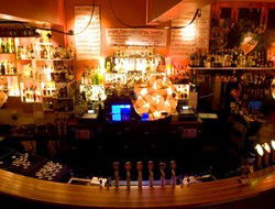 Crown And Sceptre Hotel - Whitsundays Accommodation 1
