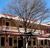 Seven Stars Hotel - Whitsundays Accommodation