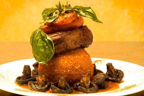 Melomy's Of The Meadows - Whitsundays Accommodation 1