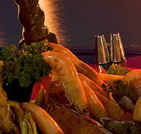 Golden Gondola Cruising - Whitsundays Accommodation