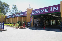 Hale Road Tavern - Whitsundays Accommodation 1