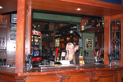 Metro Puggs Irish Bar - Whitsundays Accommodation 1