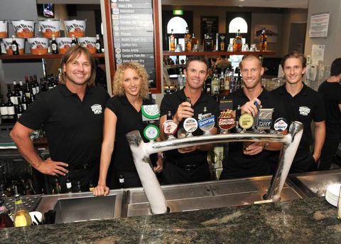 Asiana Restaurant - Whitsundays Accommodation 4