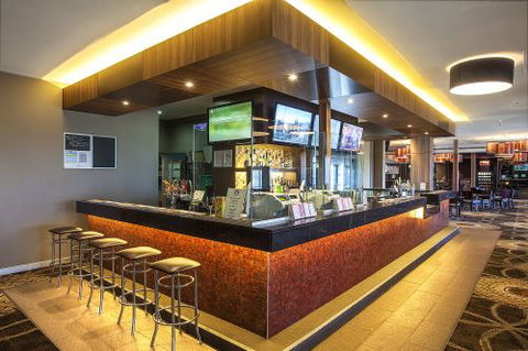 Boatshed Restaurant - Whitsundays Accommodation 0