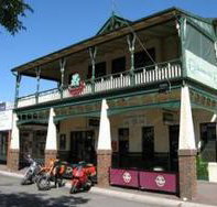 Shamrock Hotel Alexandra - Whitsundays Accommodation