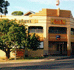 Royal Hotel Drouin - Whitsundays Accommodation