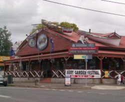 Great Southern Hotel - Whitsundays Accommodation 0