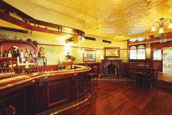 Willie McBrides Irish Bar - Whitsundays Accommodation 2