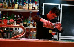 Alexanders Restaurant - Lord Forrest Hotel - Whitsundays Accommodation 2