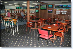 Bateau Bay Hotel - Whitsundays Accommodation 3