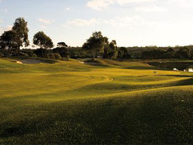 McCracken Country Club Golf Course - Whitsundays Accommodation 0