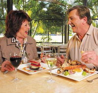 Broncos Leagues Club - Whitsundays Accommodation