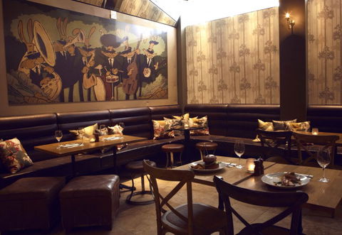 Rabbit Hole Bar And Dining - Whitsundays Accommodation 1