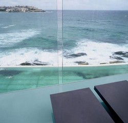 Icebergs Dining Room And Bar - Whitsundays Accommodation 1