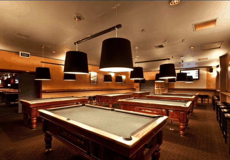 Civic Pub - Whitsundays Accommodation