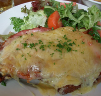 Duaringa Hotel - Whitsundays Accommodation