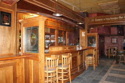 PJ Gallagher's Irish Pub Enfield - Whitsundays Accommodation 2