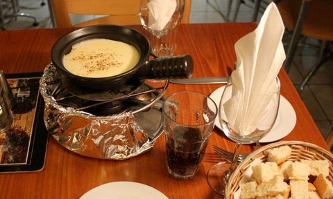 CJ's French Fondue Restaurant - Whitsundays Accommodation 2