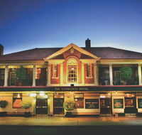 Tom Price Hotel - Whitsundays Accommodation