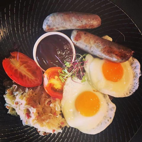 Dundee’s Restaurant On The Waterfront - Whitsundays Accommodation 12