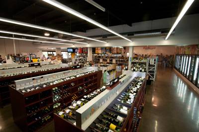 PA Liquor Barn & Hotel - Whitsundays Accommodation 0