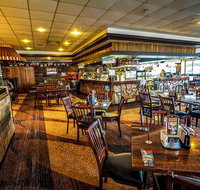 Isa Hotel - Whitsundays Accommodation