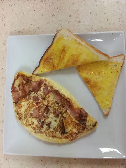 Glendon Street Cafe - Whitsundays Accommodation 1
