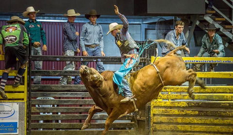Top Gun And Young Gun Series Round 7 - Whitsundays Accommodation 0