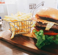 Keeping Healthy Backyard Chickens - Whitsundays Accommodation