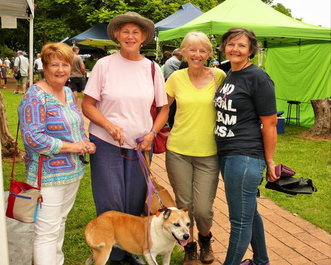 Gloucester Farmers Market - Whitsundays Accommodation 2