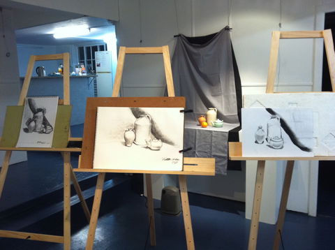 Art Classes With Violetta Strabic - Whitsundays Accommodation 1