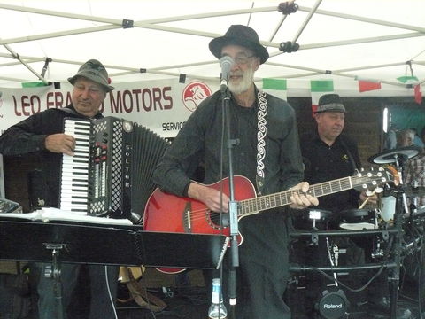 Festa Delle Salsicce (Festival Of The Sausage/ Griffith Salami Festival) - Whitsundays Accommodation 1