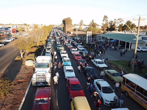 Griffith's Biggest Lap - Whitsundays Accommodation 1
